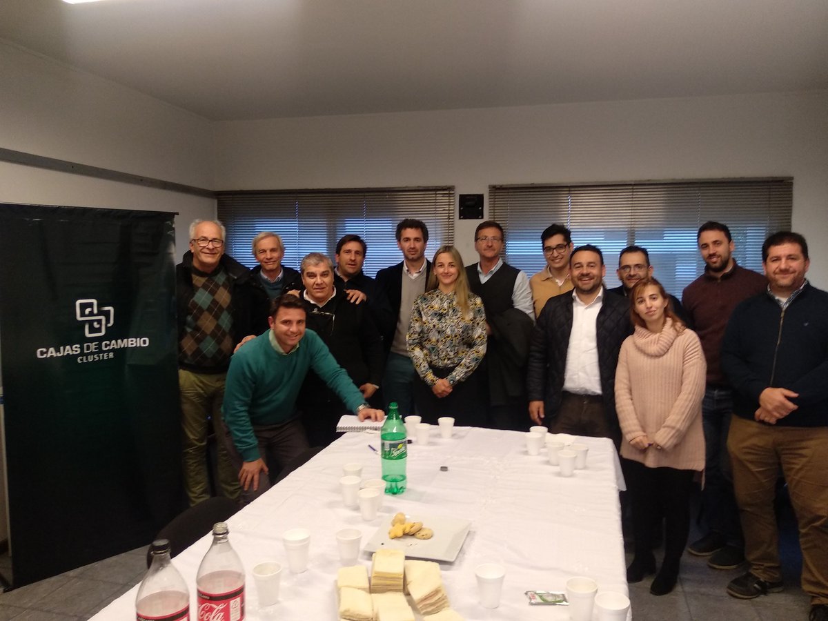 Reunión junto a <a href="/MauroalvarezAr/">Mauro Alvarez</a> <a href="/sabinatrossero/">Sabína Trossero</a> y Pablo Resch de la Secretaría de Industria y Trabajo de <a href="/PRODUCCION_ARG/">Secretaría de Industria y Desarrollo Productivo</a> para afianzar aspectos claves de nuestro Cluster. ¡Muchas gracias por su acompañamiento!