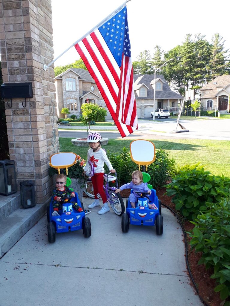 DoreyBennett's tweet photo. Happy 4th of July to our American Cousin❤️😍 https://t.co/eJqlWSRf4P
