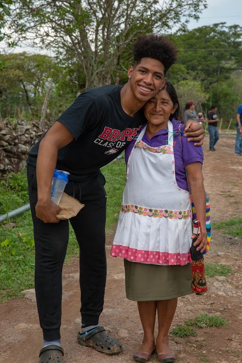 BrophyNews's tweet photo. Check out the blog and Flickr album for Brophy's 2019 El Salvador trip examining issues of poverty, immigration, war and the Church as a voice for the voiceless. #jesuiteducation #AMDG #jsnn #jsnglobal
Blog: https://t.co/NWZpp1d3oO
Flickr: https://t.co/F552owdWV9 https://t.co/2UJbXzdHVr