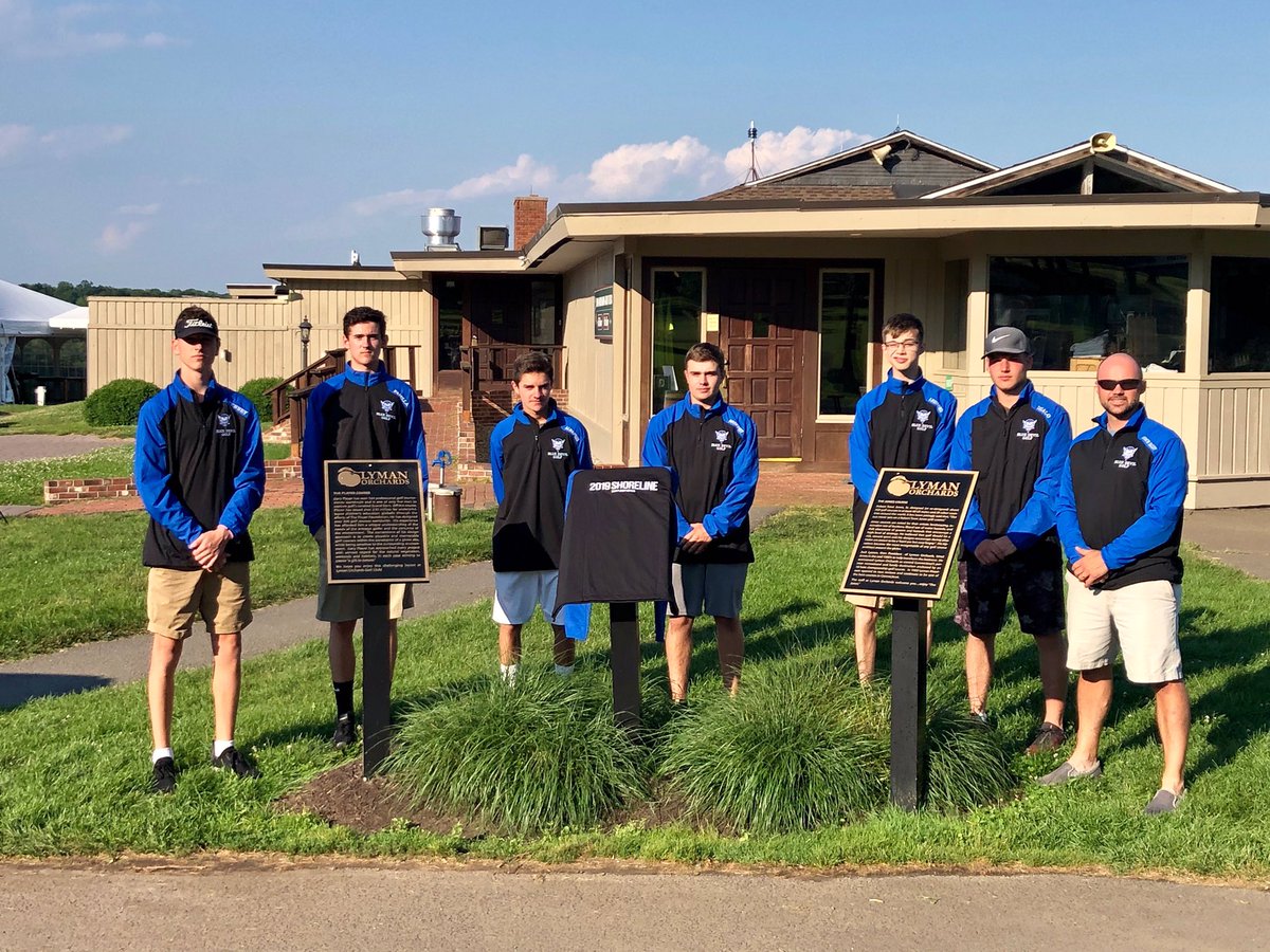 Many thanks to the benchwarmers for our new 2019 Shoreline Champion Jackets <a href="/Reg13Athletics/">Reg13Athletics</a> <a href="/RSD13CT/">Region 13 Schools</a> <a href="/lymangolf/">Lyman Orchards Golf</a>