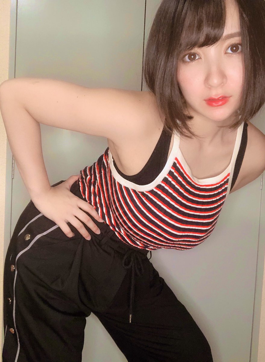 紺野栞の爆乳エロ画像9