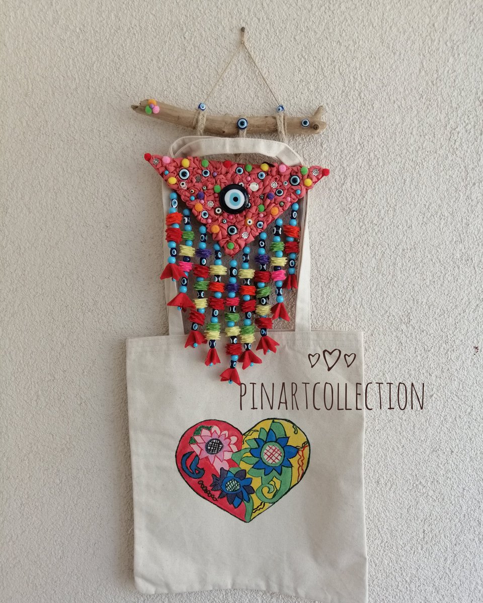 instagram.com/pinartcollecti…
#süs #keçe #bezçanta #bag
#fashionbag #fabricbag #duvarsüsü
#design #shopping #bag