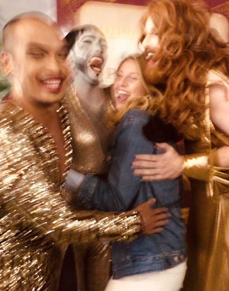 TanyaJFrancis's tweet photo. All the love for these beautiful humans💗 Well done gals you absolutely owned that stage tonight!  @Gingzilla @seannmileymoore @thecazeleon #SquadGoals #Underbellyfest https://t.co/aaLnnPSIwr