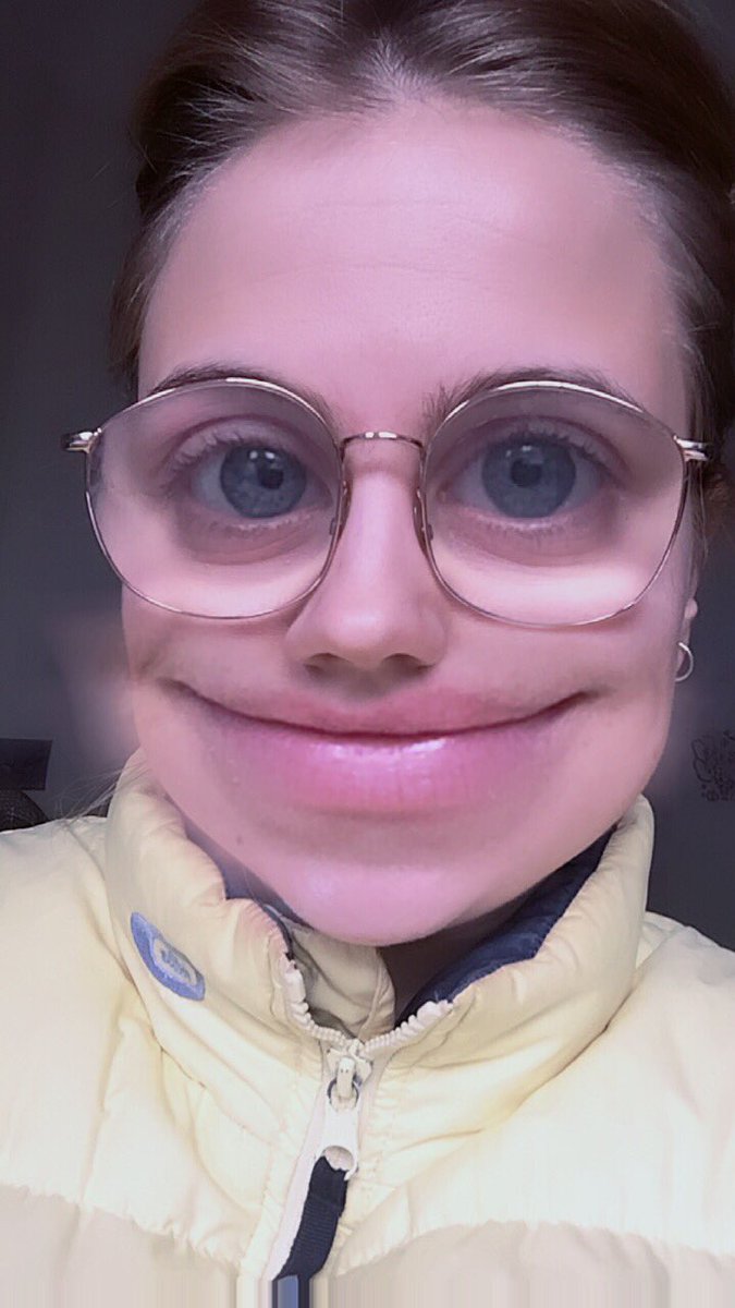 savouryshape's tweet photo. What i think i look like when i wear my glasses. #longsighted #astigmatism https://t.co/PMbTGr5iOK