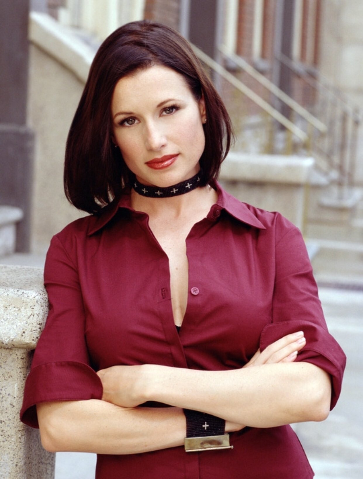 Happy 50th birthday to Shawnee Smith! Watch her play Linda on Who\s your favorite character from the show? 