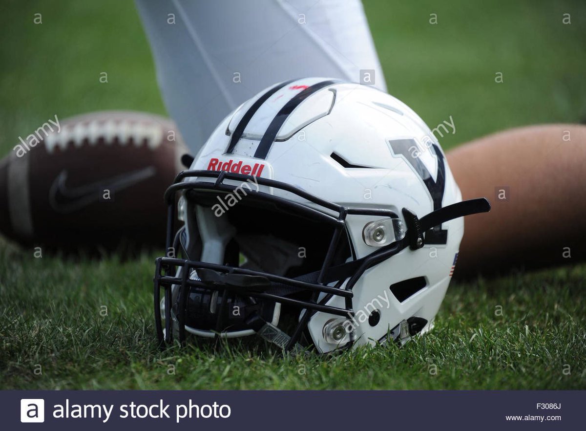 RealColBol's tweet photo. excited to get some work in at Yale next week!! @CoachDLett @CerinsMatt @CoachRenoYale #LifeChangingU https://t.co/pFLF02epPI