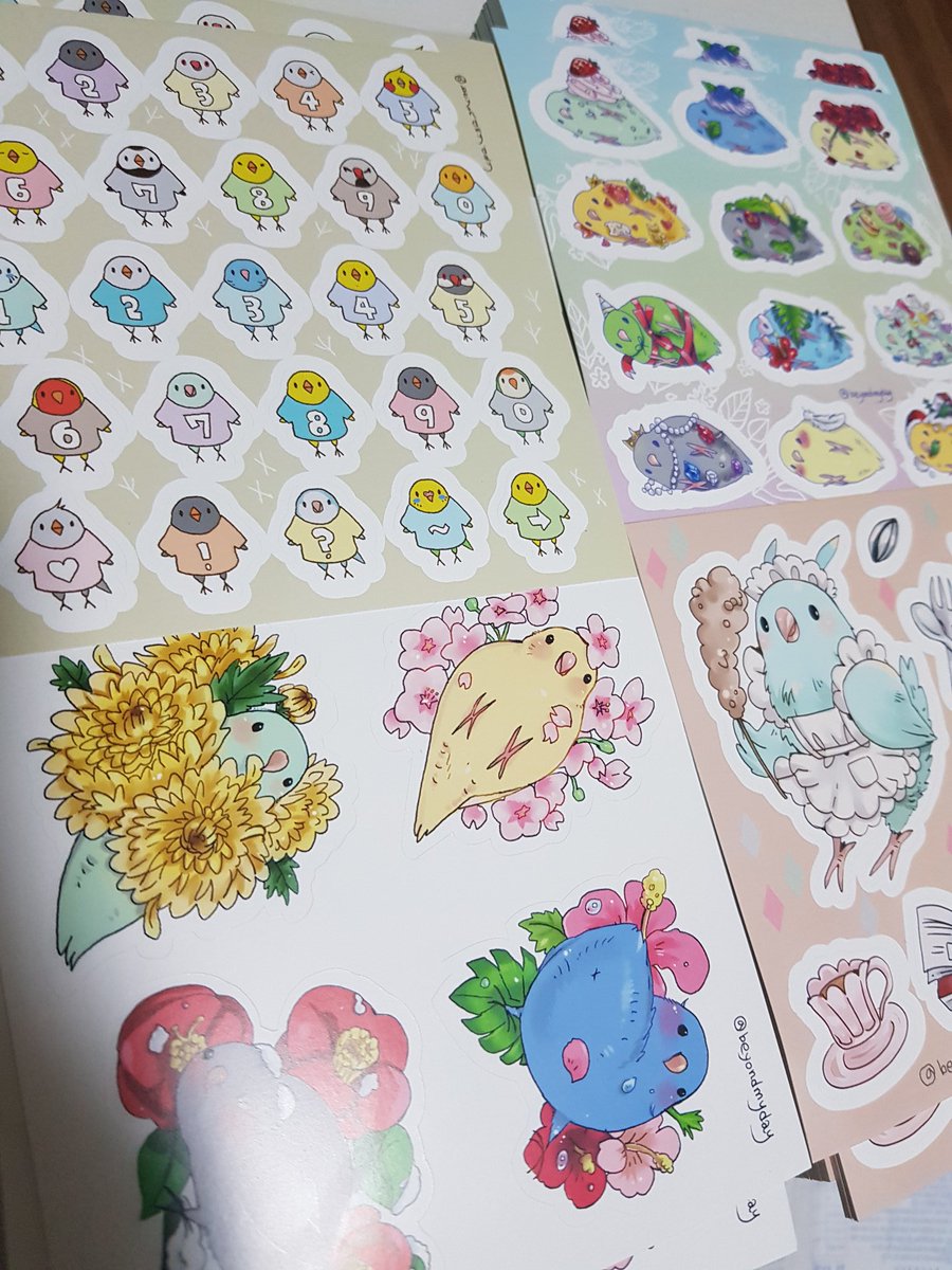 통판)응디포스트잇(1000원)+스티커총네종(4000원)+배송료준등기(1500원)= 7000원 포스트잇재고가네개뿐이라 선착순멘션으로 네분만 주문받습니다! 구매하시는분은 포스트잇을 제외한 스티커류는 얼마든지 추가구매가능하시고 한장당 천원추가입니다. 스티커가로세로13센치(칼선있음) 포스트잇은 7센치