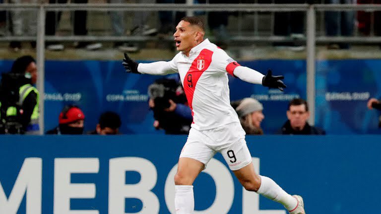 vwinstonv's tweet photo. Ya en mediotiempo con un marcador desfavorable para la actual campeona, Chile 🇨🇱0-2🇵🇪. Se nota que la bicolor vino con todo en este partido.
¿A quién le vas esta noche?
#CopaEnTves
#ParticipaYGanaConTves
#SemifinalesEnTVES https://t.co/2y1kfVSc3F