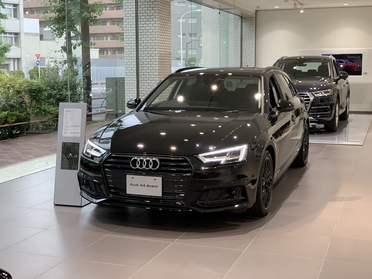 Audi 目黒 Na Twitterze 黒系統で統一されて かっこいい avです ショールーム展示中 Audi Audimeguro av Meisterstuck T Co Ytqxvfneat Twitter