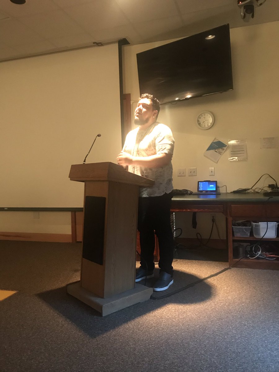 VChangPoet's tweet photo. Yesterday’s readings. @JanetFitch323, Wendy Ortiz, and Fellows Jesus Valles and Sophie He. #idyllwildwritersweek https://t.co/m040eVGpJf