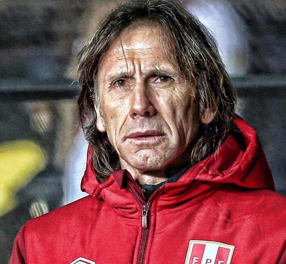 🇵🇪TODO LO QUE HA LOGRADO en tan solo 61 partidos dirigidos a Perú, en tan solo 4 años:
➔ Semifinalista Copa América 2015 (3°)
➔ Cuartos final Copa América 2016 (5°)
➔ 36 años después los clasificó a una Copa Mundo FIFA
➔ FINALISTA COPA AMÉRICA 2019

RICARDO GARECA, "EL TIGRE"