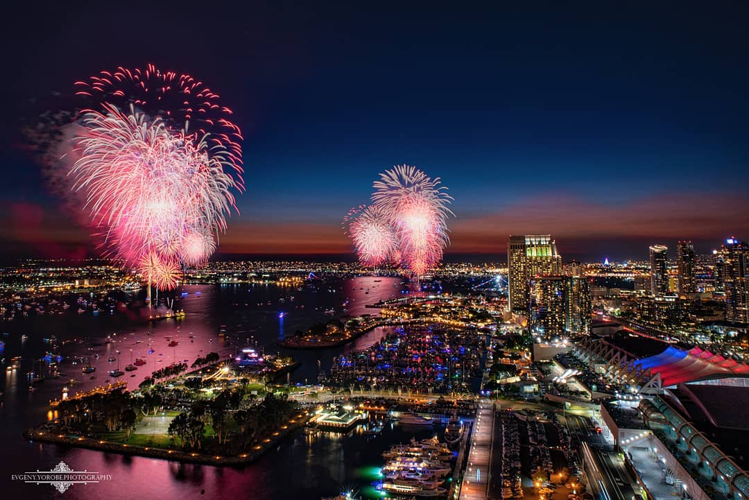 7月4日はアメリカ独立記念日。ここサンディエゴをはじめ、カリフォルニア各地で様々な祝典イベントが行われます！

📷: @evgenyyorobephotography
📍: San Diego