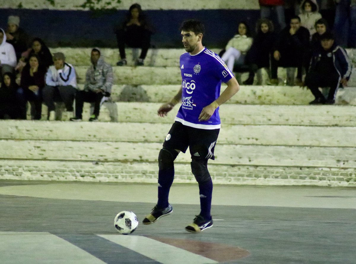FutsalAPF's tweet photo. #FutsalAPF #LigaPremium 🇵🇾

📆 Fecha 5 - Rueda 2  

⏳ Finalizado!

✅ Serie 🅱️

🔸@StarsClubF (3) - @Futsal_Olimpia (5).

Goles: Juan Franco, Ramón Mongelos x2 (SC); Pedro Pascottini x3, Rodolfo Román (O). https://t.co/bG16Ojybew
