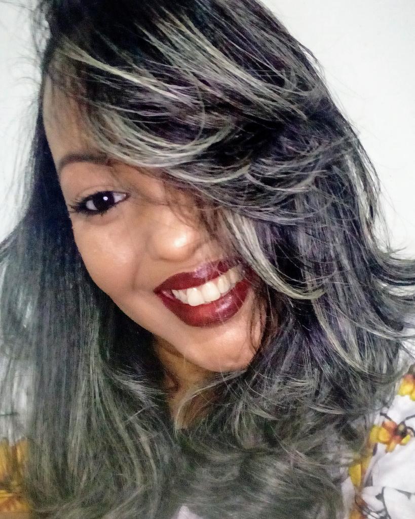 AGessicaComG's tweet photo. Gente que tem essência sabe o que é essencial! 😚😁✨ .
.
.
#Deus #NoControlheDeTudo
#Amor #Fé #Sonho #Paz #Esperança #Realizações #Felicidades #TudoDeBom
#Carinho #Flor #Cholates #LoveCabelo https://t.co/rAHSHTP6iU