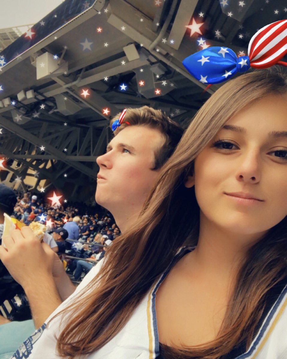 allexissssss's tweet photo. #friarfaithful https://t.co/oFiIJp4zYh