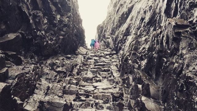 kotram's tweet photo. Naneghat mountain pass, a beautiful place ( with a rich history) to visit on a monsoon weekend. One of the most important passes between the Konkan and the Deccan plateau. Maybe one of the first toll plazas!! There is a toll collection pot at the Mumbai … https://t.co/XIqfrtm6a8 https://t.co/s3O90POaih