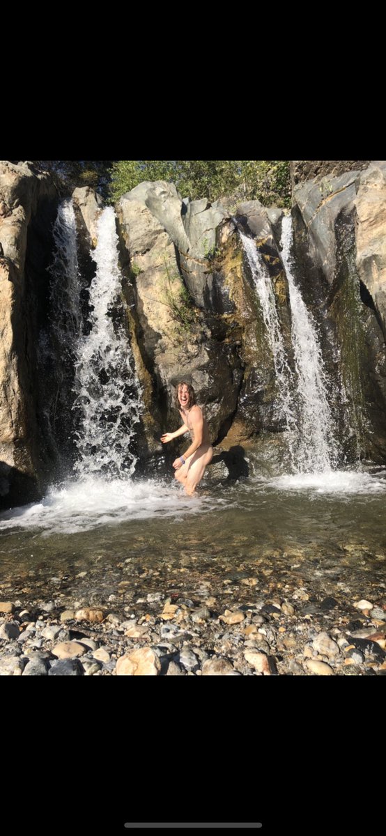 gonzaleztom10's tweet photo. 🙋🏼‍♂️💦 https://t.co/DHZiMx07dy