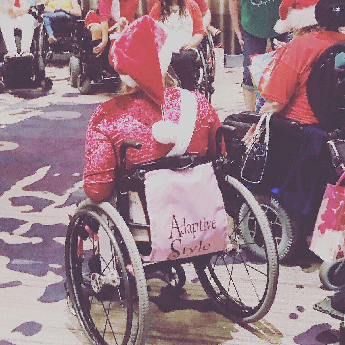 AdaptiveStyle's tweet image. More photos from this evening!