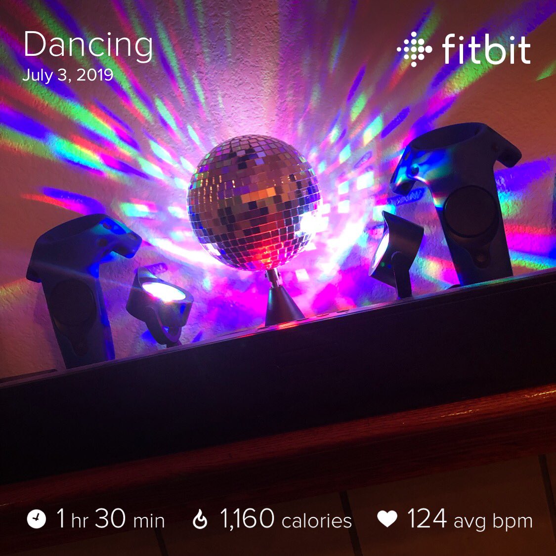 Dancing, grooving, and healing in a #VR disco funhouse. 

1,160+cals🔥<a href="/fitbit/">fitbit</a> 
Highlights: <a href="/whoisMGMT/">MGMT</a> on <a href="/soundboxingvr/">Soundboxing</a>