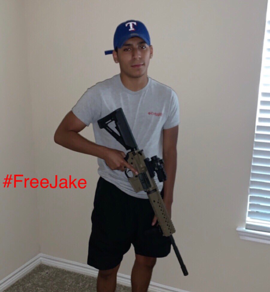 EGONZ_01's tweet image. Can’t believe they took my boy away😢 #FreeJake