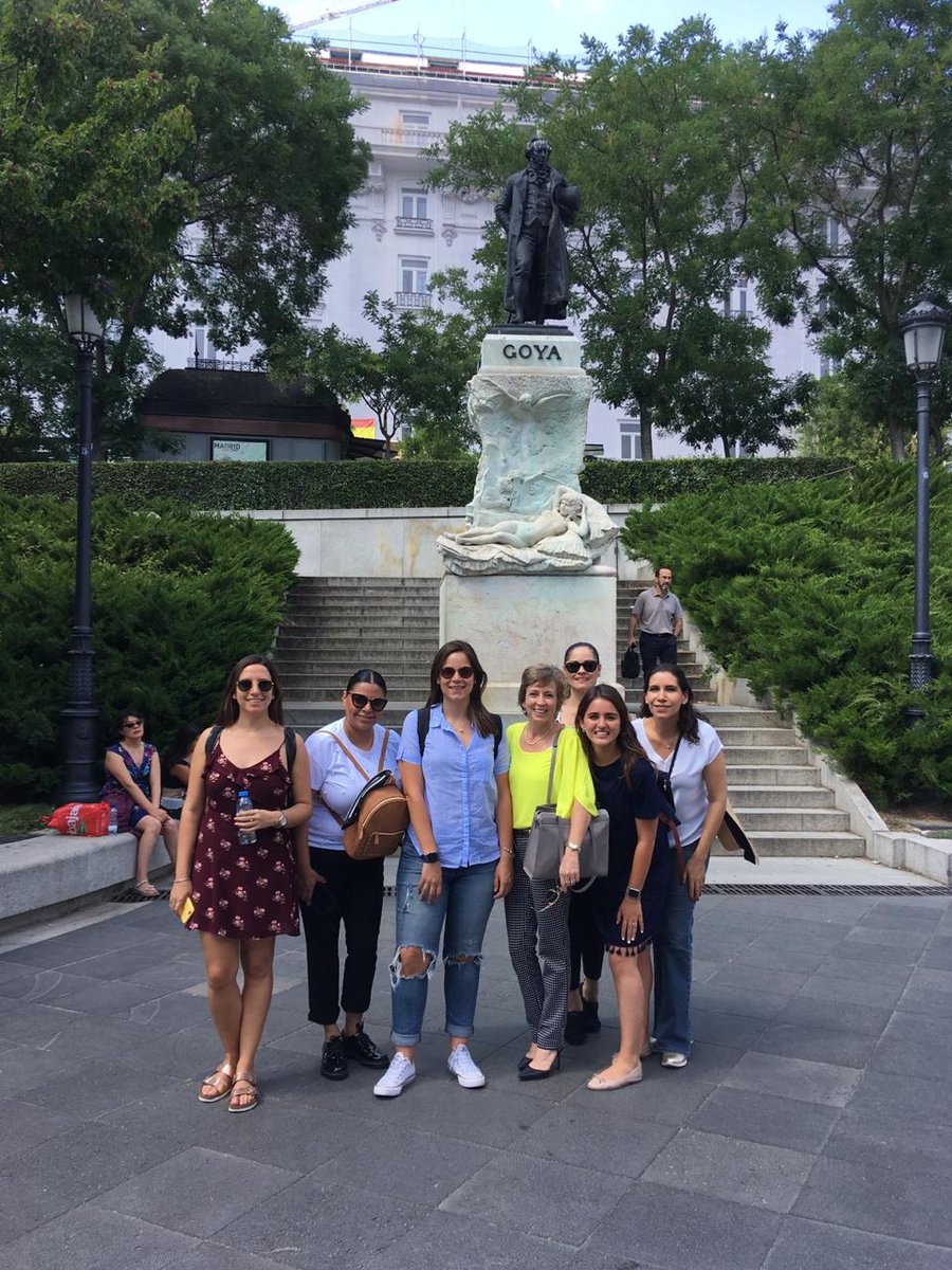 Las alumnas de <a href="/esdai/">ESDAI-UP</a> que realizan  la estancia internacional en <a href="/EIP_Madrid/">EIP_Madrid</a>, visitaron ayer el <a href="/museodelprado/">Museo del Prado</a> con nuestro profesor y licenciado en Historia del Arte Luis Carrillo.
Mañana irán a Toledo y la semana que viene tendrán cata de vinos y visita al #PalacioReal.
🇲🇽🇪🇦