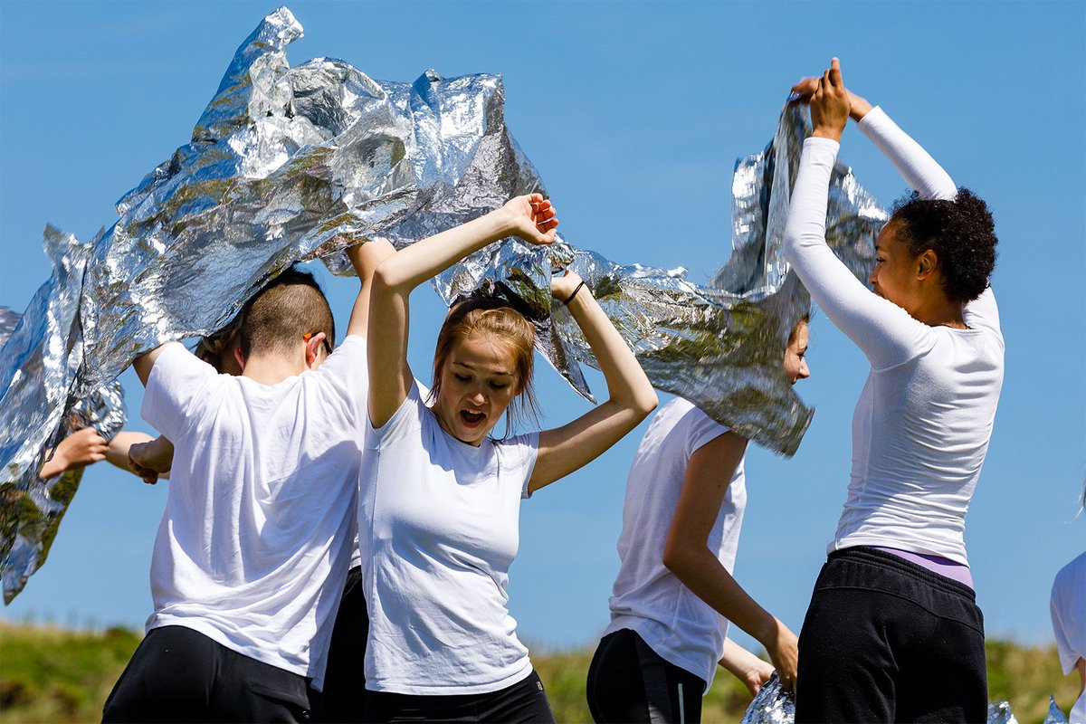Congratulations to <a href="/dancerep2/">Dance Republic 2</a> for a grant of £14k towards Propeller - dance training for youth: buff.ly/2YDVwC8!! 💃