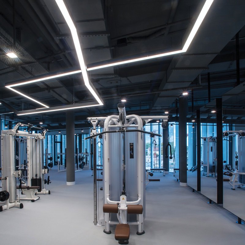 Elements Studio Henninger Turm
Frankfurt - Germany
 
Client: Migros
Architects: KSP Jürgen Engel 
Lighting Design: Lichtkompetenz GmbH

Project: castaldilighting.me.uk/lighting_proje… 
#lighting #led #illuminazione #indoor #outdoor #design #madeinitaly #SLED #customlight #lightingdesign