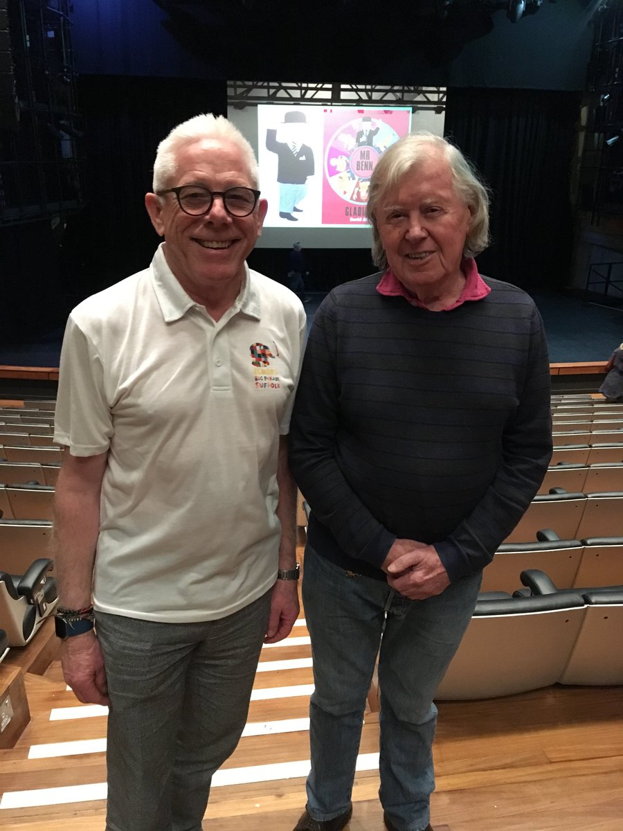 ElmerSuffolk19's tweet image. Today is the day! Come and meet Elmer author and illustrator David McKee at Ipswich Town Hall from 3 - 4.30pm. We have Elmer goodies galore in the Elmer HQ and he will be ready and waiting to sign them for you! #elmersuffolk19 #tonsoffunforeveryone