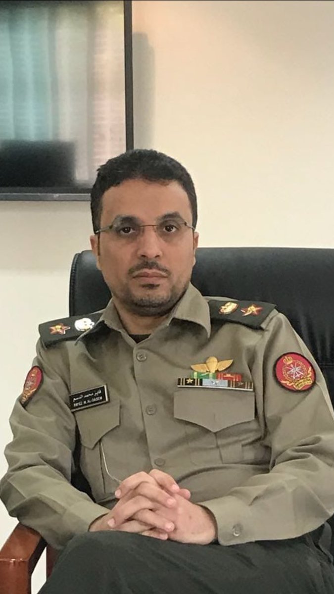 الحمد لله على تمام نعمته تم بفضل الله ترقية ابن العم الغالي .
فايز الدسم ابو يوسف
 لرتبة عقيد. 

اسال الله ان ينفع به البلاد والعباد .