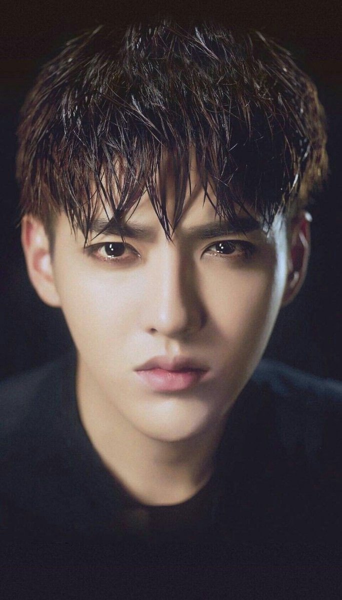 SBenmohad's tweet photo. #MGMAVOTE #EXO @weareoneEXO https://t.co/qZEuUIYpPE