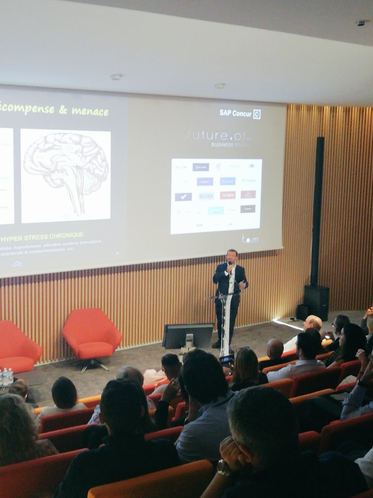Travolution_fr's tweet photo. Au tour d'Erwan Deveze, fondateur de Neuroperformance, de répondre à la question qui tue : et si les neurosciences reinventaient le programme voyage des entreprises ? #FBT19 #businesstravel #neuroscience https://t.co/97F3loFBLR
