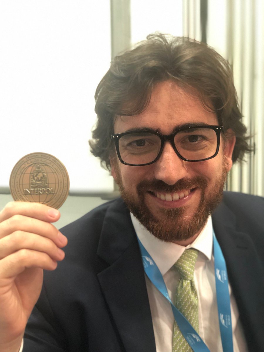 Obvious_Tech's tweet image. Successful presentation with joy and good humor for Sébastien de Peretti
He was present at @INTERPOLWorld in #Singapore 😊
He participated to Co-creation Lab &quot;Virtual and Augmented Reality”
During 1:30, he presented #OODA our &quot;command and control&quot; software.