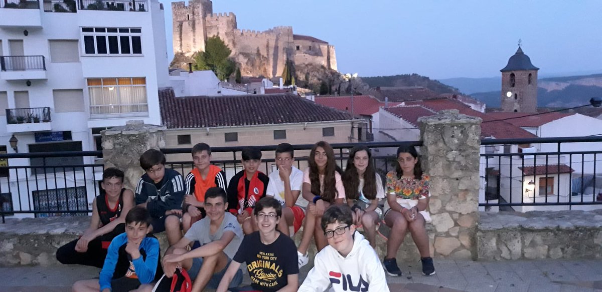 EBA_Albacete's tweet photo. Y otras fotos extra de nuestro paseo por Yeste, conociendo sus lugares más emblemáticos y bonitos.

Yeste, un lugar que nos encanta.

📸 https://t.co/wL3SyJpJXp