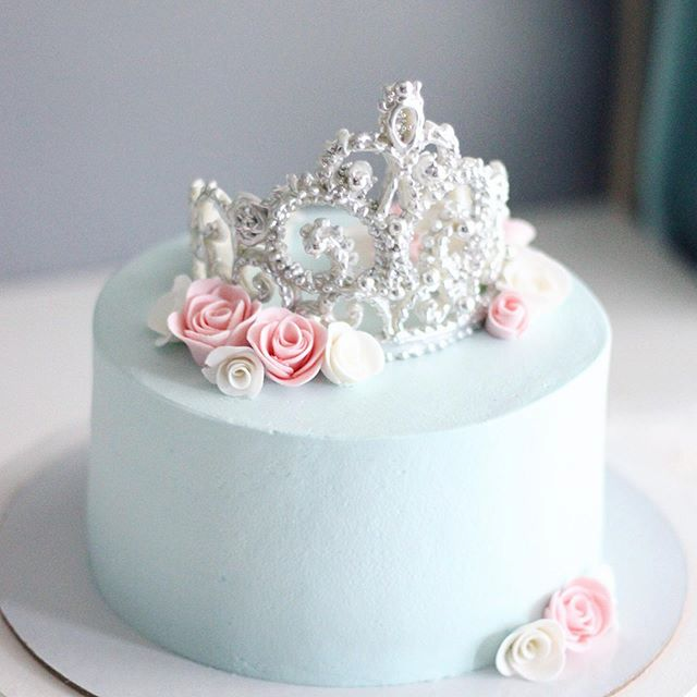 TutorialsLovely's tweet photo. Thanks to krema_vkus for sharing snow white cake design idea with flower topper.
#cake #cakes #sweet #sweets #cakeart #cakedesign #cakemake #cakelove #cakesharing #cakeoftheday #cakeart #cakedecor #cakegate #tutorials #caketutorials #lovelytutorials #cakesharing #food #snow https://t.co/ioq3NWfqKk