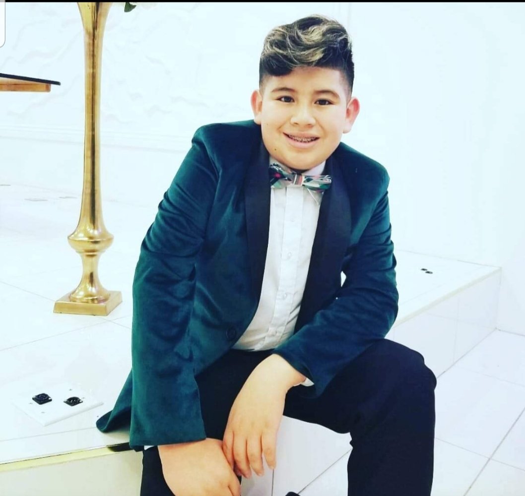 Edwincc18's tweet photo. Es mi cumpleaños #13 ...
#HBD https://t.co/GBKNCFOwDv