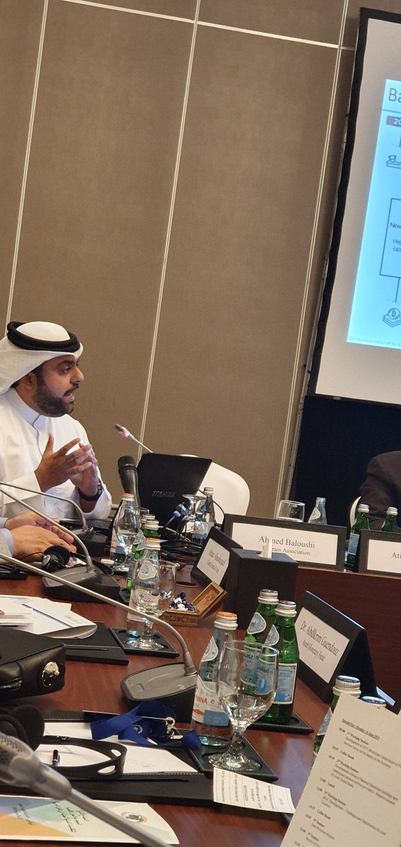 aalbalooshi's tweet photo. Presenting #Bahrain #Fintech Ecosystem and #OpenBanking journey in Arab Monetary Fund's Regional Fintech Group meeting. The meeting was attended by Arabs Central Banks and other stakeholder. https://t.co/hA6waRMLNM