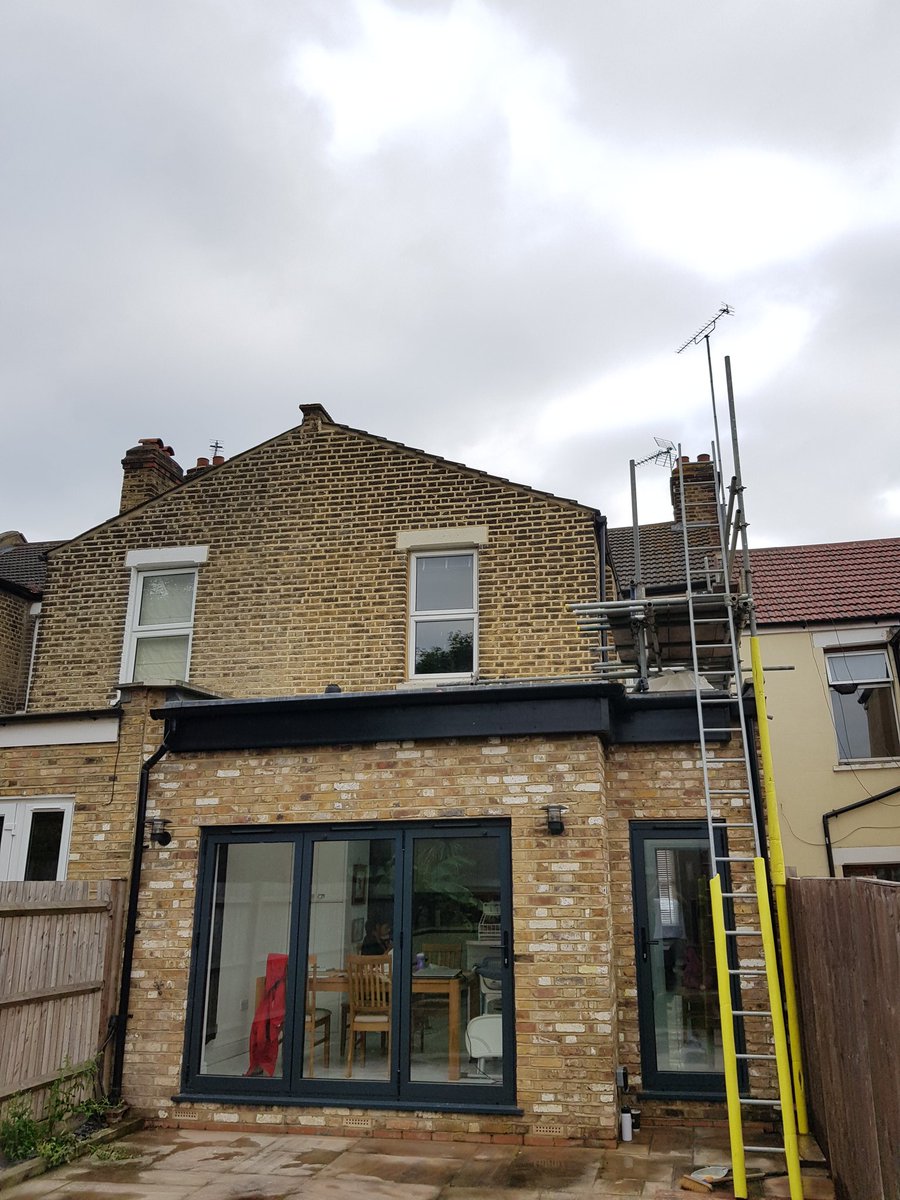 FACADE REPOINTING PROJECT

-Removal of defective cement pointing
-Weatherstruck repointing in natural lime
-Brickwork fracture repairs using 15 heli bars and resin system.