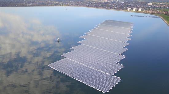 Construmat (@construmatbcn) on Twitter photo Floating solar farms avoid the need to build on valuable land and can reduce evaporation from reservoirs. Watch it here: ow.ly/7fTD30p1BTK <a href="/TheB1M/">The B1M</a> <a href="/TheB1MES/">The B1M ES</a> #construction #sustainability #renewables Floating solar farms avoid the need to build on valuable land and can reduce evaporation from reservoirs. Watch it here: ow.ly/7fTD30p1BTK <a href="/TheB1M/">The B1M</a> <a href="/TheB1MES/">The B1M ES</a> #construction #sustainability #renewables