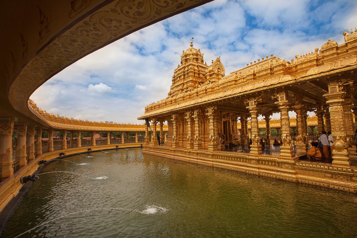 sripuram-golden-temple-tamilnadu-india-Sripuram Mandir