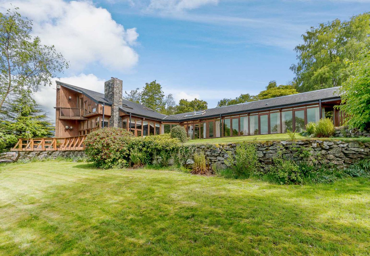 struttsscotland's tweet photo. Our #Propertyoftheday is this unique architect-designed house in #Aberfeldy. https://t.co/d7UkdfwTh4 #Scottishproperty #somethingalittlebitdifferent #Perthshire #familyhomesforsale #familyhome https://t.co/EvpOkgV14R