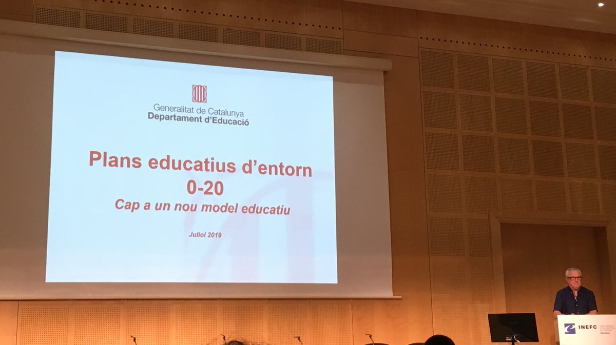 elicscg's tweet photo. Jornada de reflexió sobre els plas educatius d’entorn 0-20 #modeleducatiu #PEE #ELIC https://t.co/RnhJRbpAKD