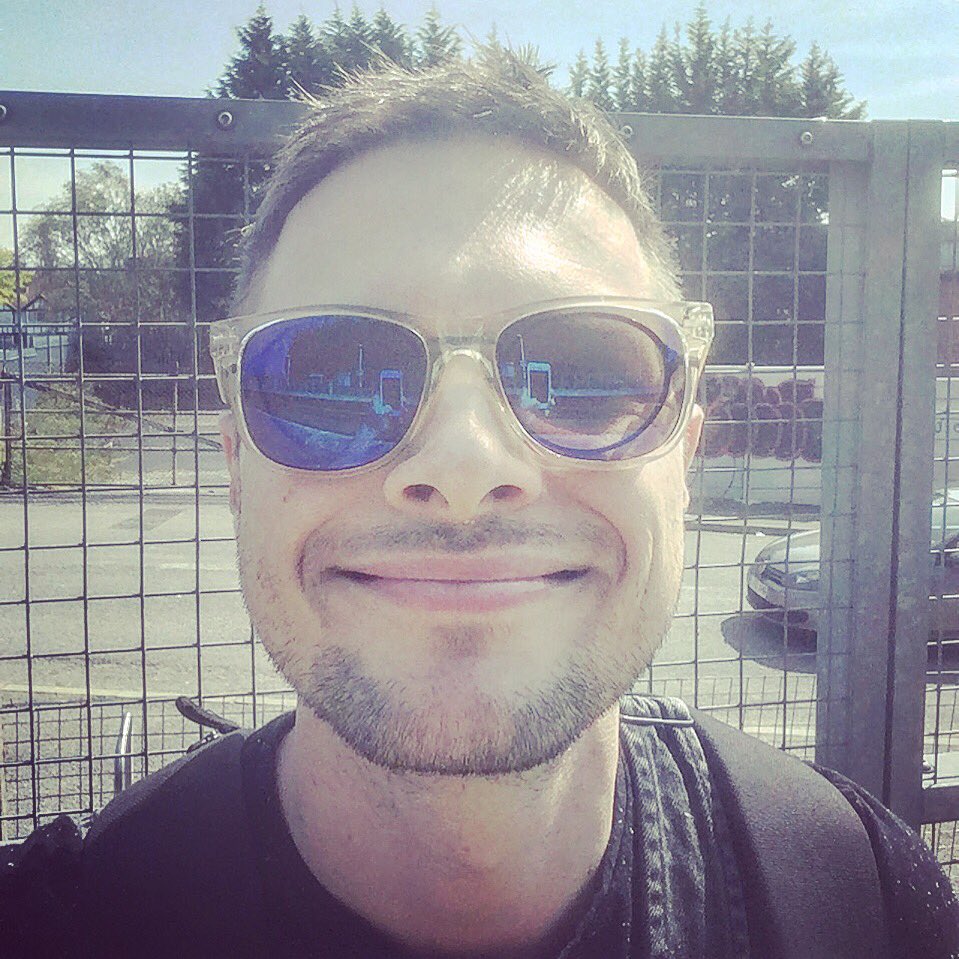 .<a href="/MetroUK/">Metro</a> report on <a href="/THTorguk/">Terrence Higgins Trust</a>’s new campaign revealing 50% of people won’t kiss someone like me. That’s why I’m so determined that my stigma-smashing show #FirstTimeTour is a roaring success <a href="/Summerhallery/">Summerhall</a> this #edfringe2019 - PUCKER UP #EDINBURGH 

#HIV #makeMYfringe 😘😘😘