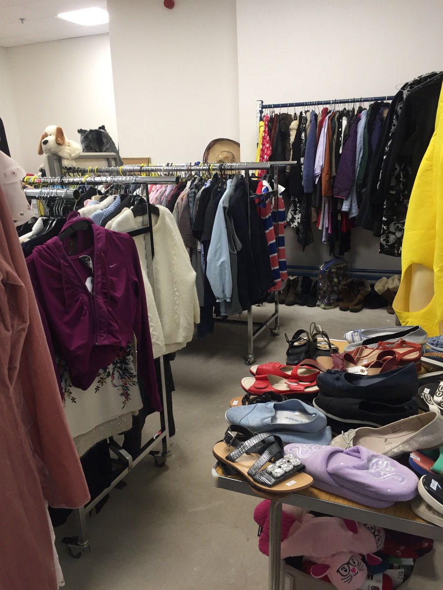 HgateHomeless's tweet image. Our pop up store is officially open! 🎉🎊

Come and join us over the next few days at the Victoria Shopping Centre! We would love to see you all! 

9am - 5pm - Thursday - Saturday!