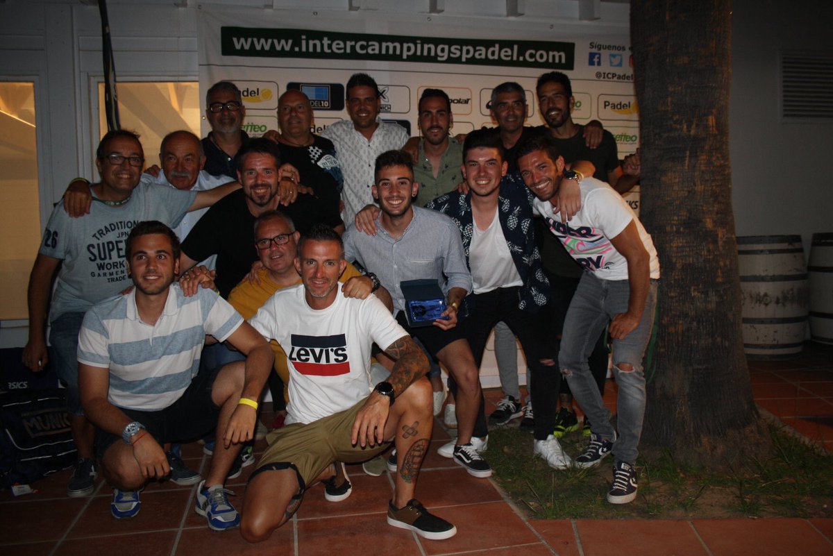 📷 Galería de Fotos 
MasTeR FInAl'19 - ENTREGA DE PREMIOS

Así recibieron los trofeos los capitanes/as de la 2da Edición del ÍNTER CAMPINGS PÁDEL By <a href="/HEAD_PADEL/">HEAD PADEL</a> 

📍<a href="/campingstel/">Camping Stel</a>
📍<a href="/VendrellPlatja/">Vendrell Platja</a>
📍<a href="/PlayaMontroig/">Playa Montroig Camping Resort</a>
📍 Camping Tamarit
📍 Camping Creixell

📌 ow.ly/JoQV30p3UMR