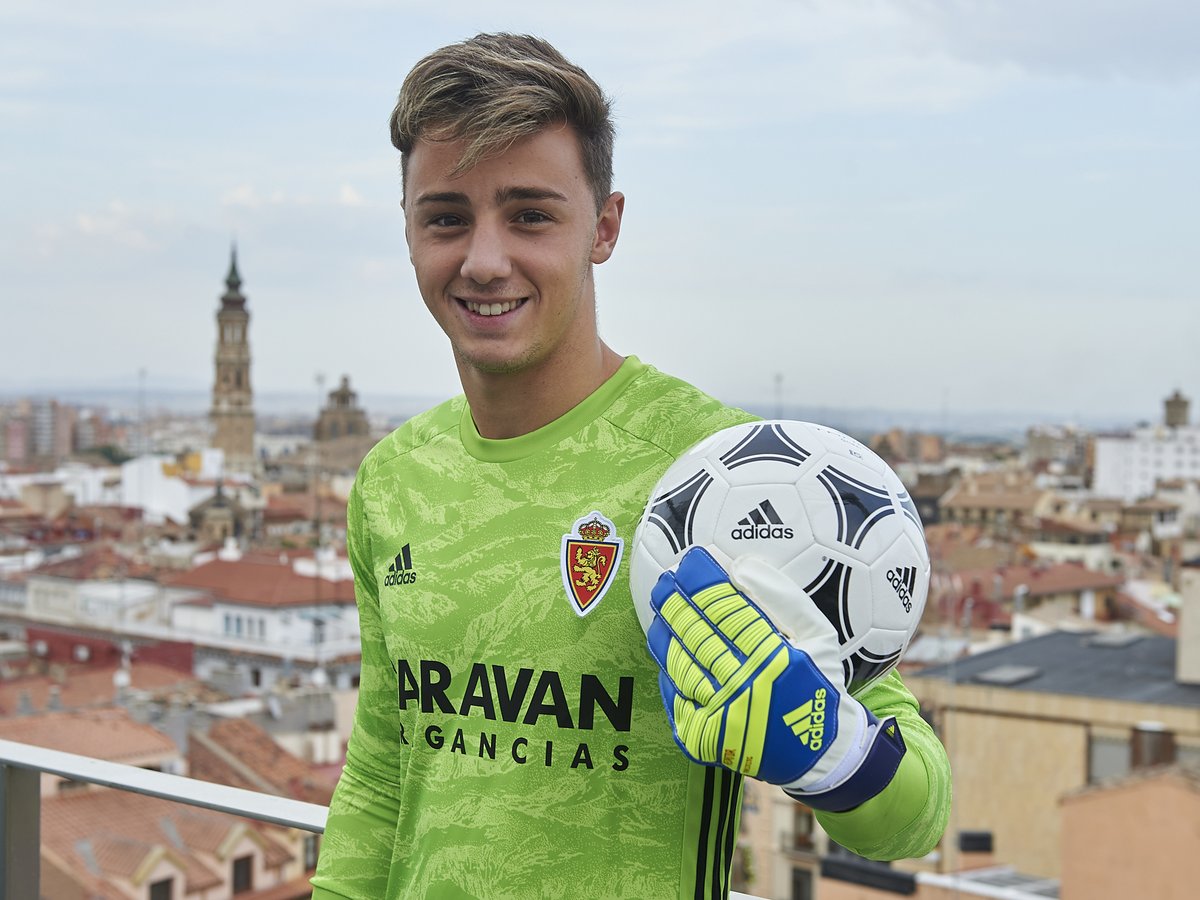 [Imagen: D-ndgM_W4AEDZel.jpg]