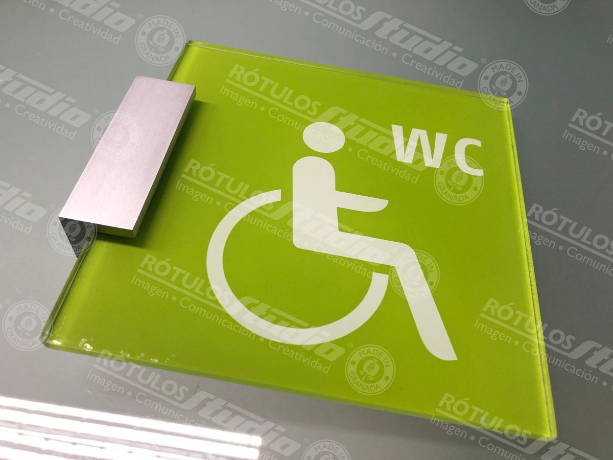 RotulosStudio's tweet image. La señalética interior tiene una gran importancia ya que nos ayuda a tener una buena imagen de marca y a captar la atención de posibles clientes dentro ya de nuestras instalaciones. Aveces no se le da la importancia que tiene.  Mejora tú negocio. Rotulos Studio.