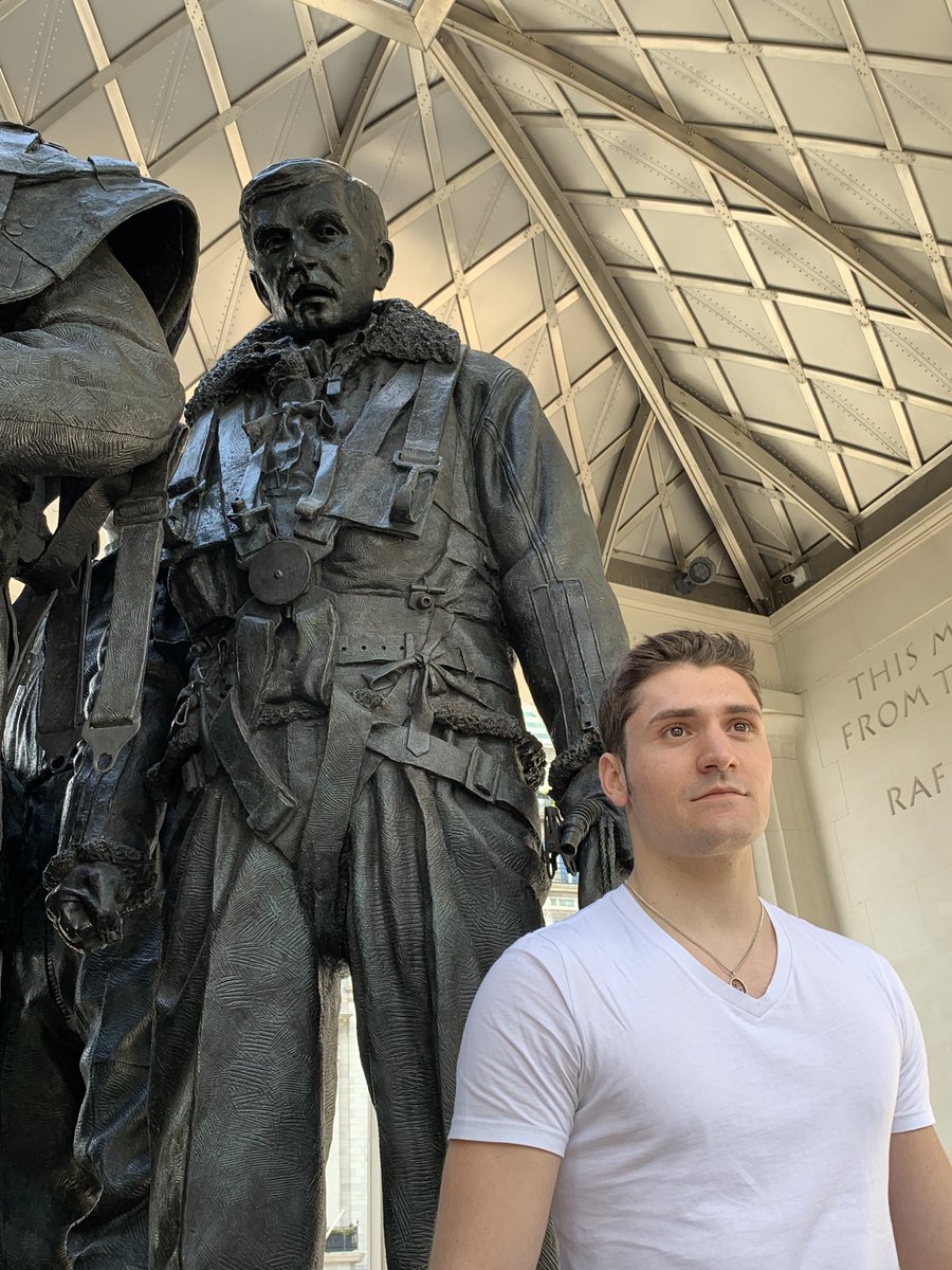 claredenn's tweet image. Check out #WirelessOperator at #ThePleasance Heartbreaking #realstory of #crewmember of #lancasterbomber in WW2 dealing with #PTSD #onemanshow #somethingdifferent at #Edfringe2019 😁