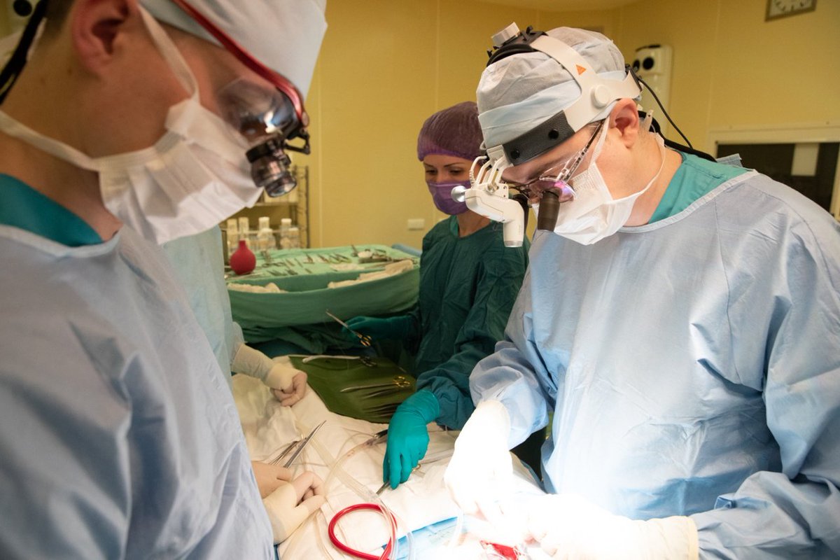 fivepublic's tweet image. В красноярском кардиоцентре спасли новорождённого с серьезными проблемами с сердцем. Заболевание было врожденным, так что малыша пришлось экстренно госпитализировать и оперировать: vk.com/wall-34183390_…