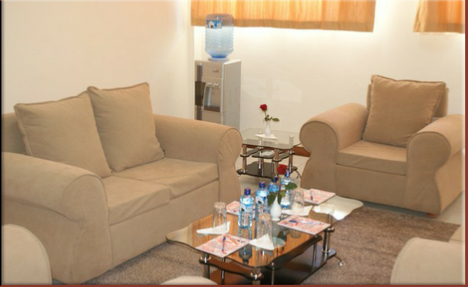 MeruslopesHotel's tweet photo. Meru Slopes Hotel has 5 conference meeting halls/boardrooms of various sizes spread out within vicinity. #Boardroommeetings #Meruslopeshotelconferencefacilities #Hospitality https://t.co/2t3ILGaIyE