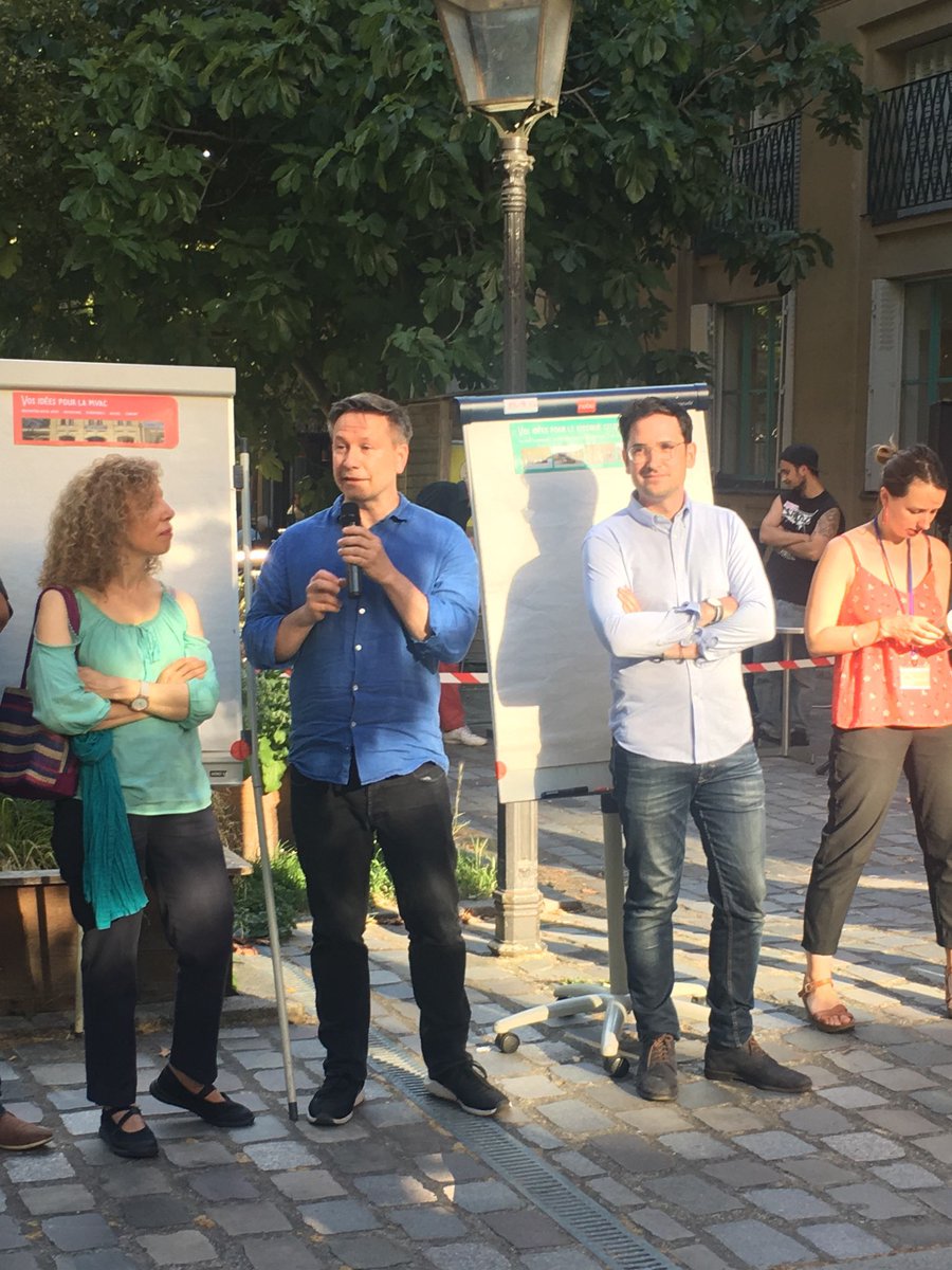 MaisonAssos12's tweet photo. Hier c’était notre apéro d’été avec les #associations de #paris12. Pitch des petits nouveaux, des idées et des rdv pour la rentrée (kiosque citoyen, forum...) 💪👍😎 https://t.co/zWNwXKk9Zy